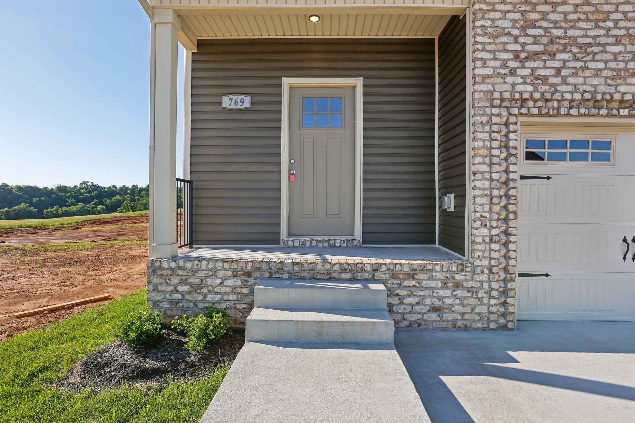 769 Carrillo Dr