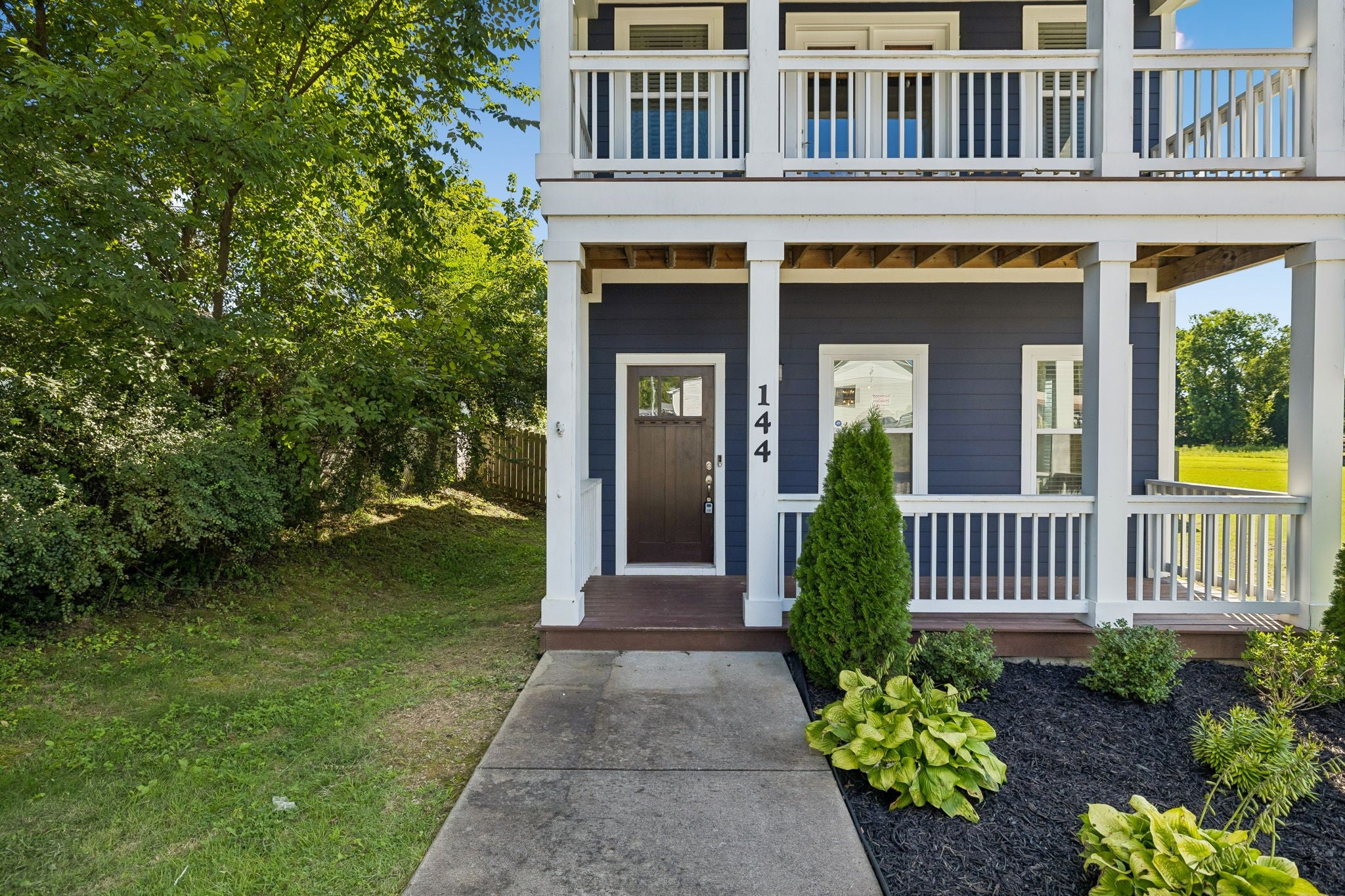 144 N Vine St