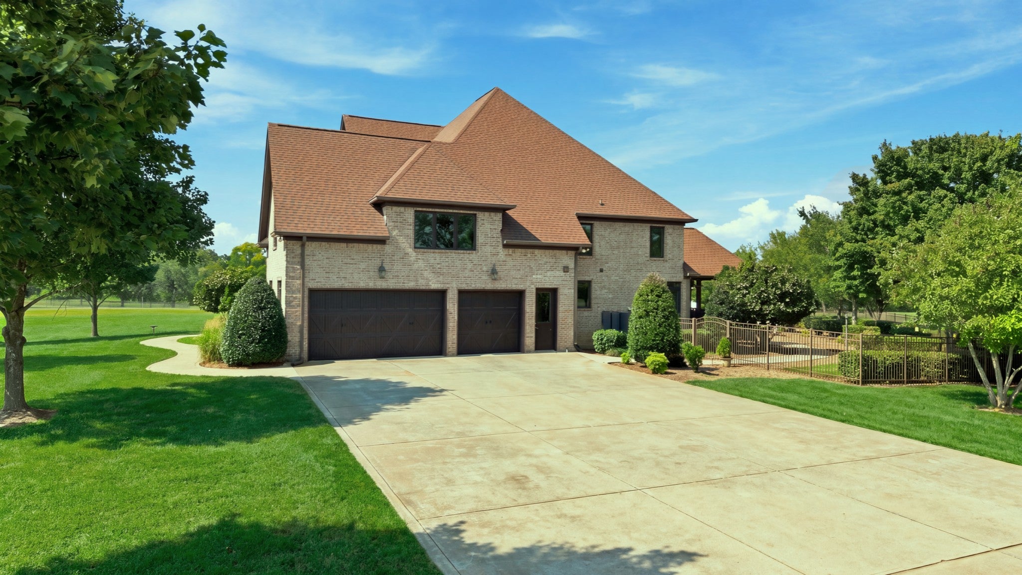 218 Steelson Way
