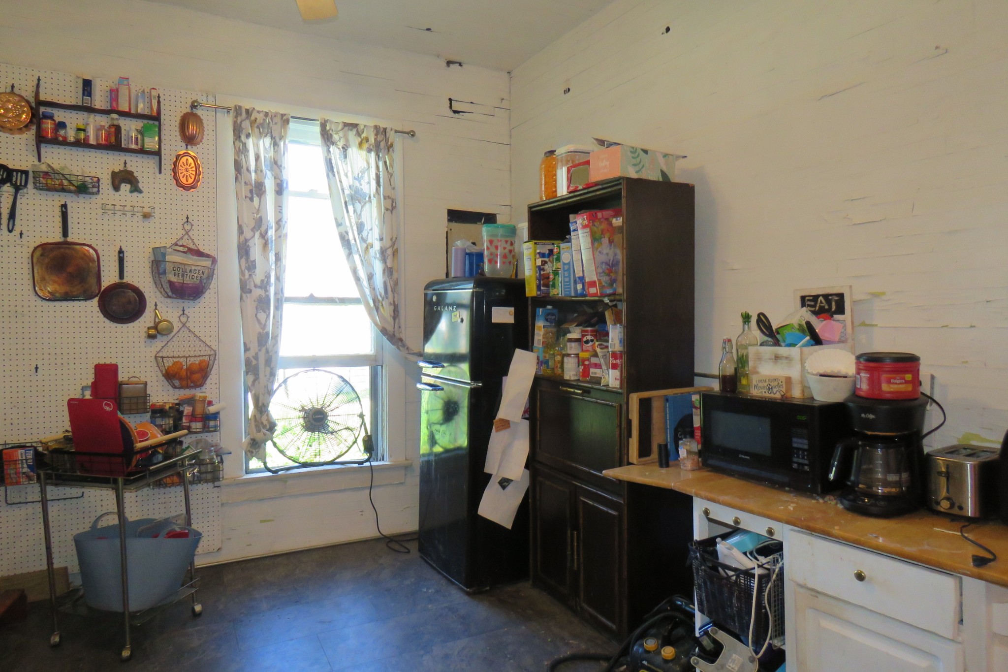 209 E Welch Avenue