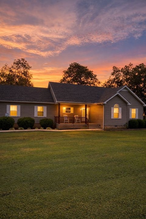 999 Sherrill Rd Decherd TN 37324