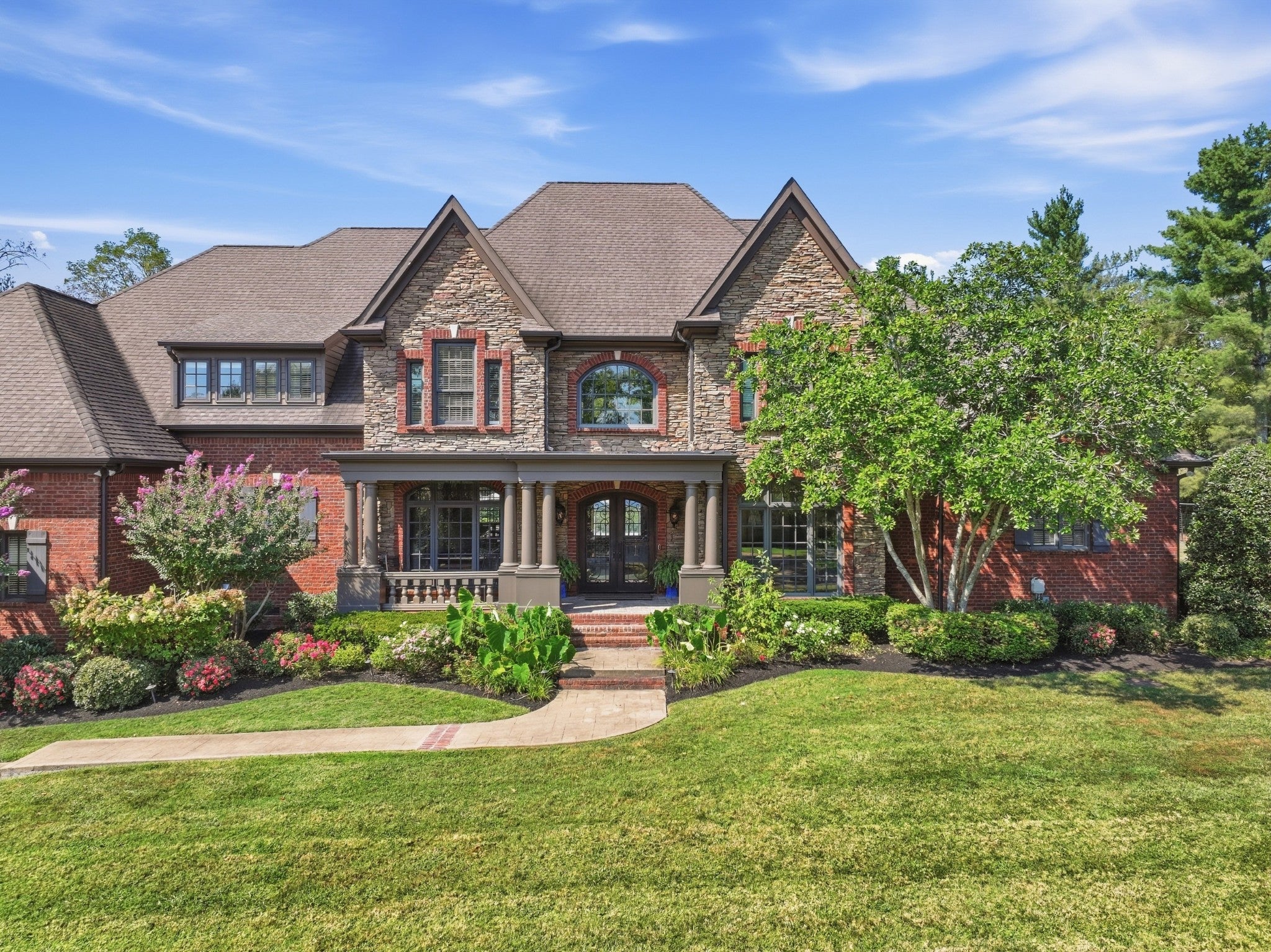 9649 Magnolia Ridge Way