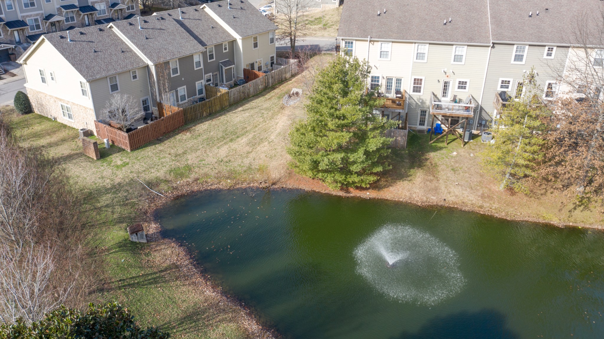 1040 Woodbury Falls Dr