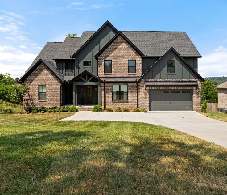 2114 Alpine Dr