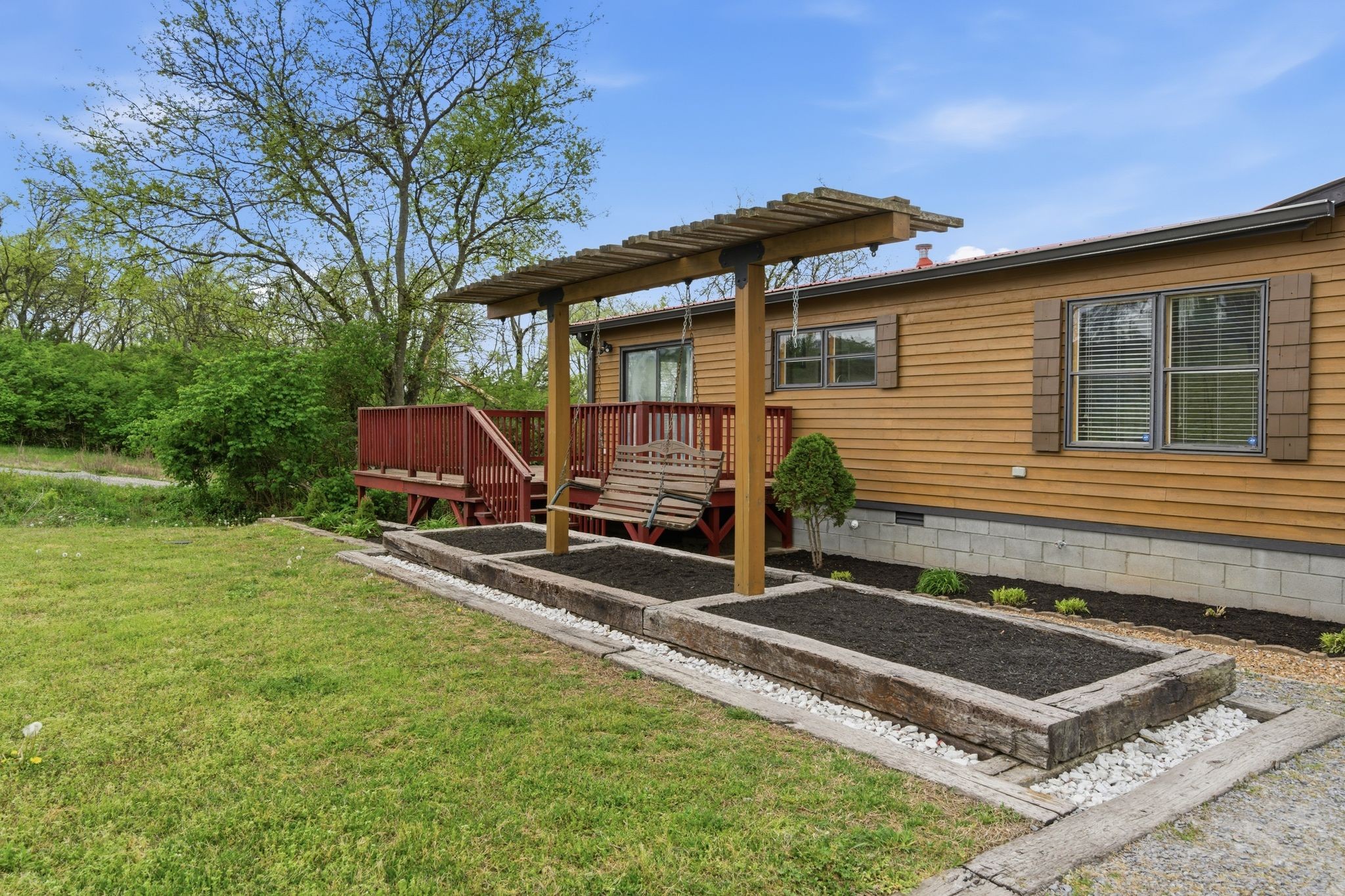 310 Larkin Springs Rd