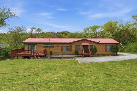 310 Larkin Springs Rd Madison TN 37115