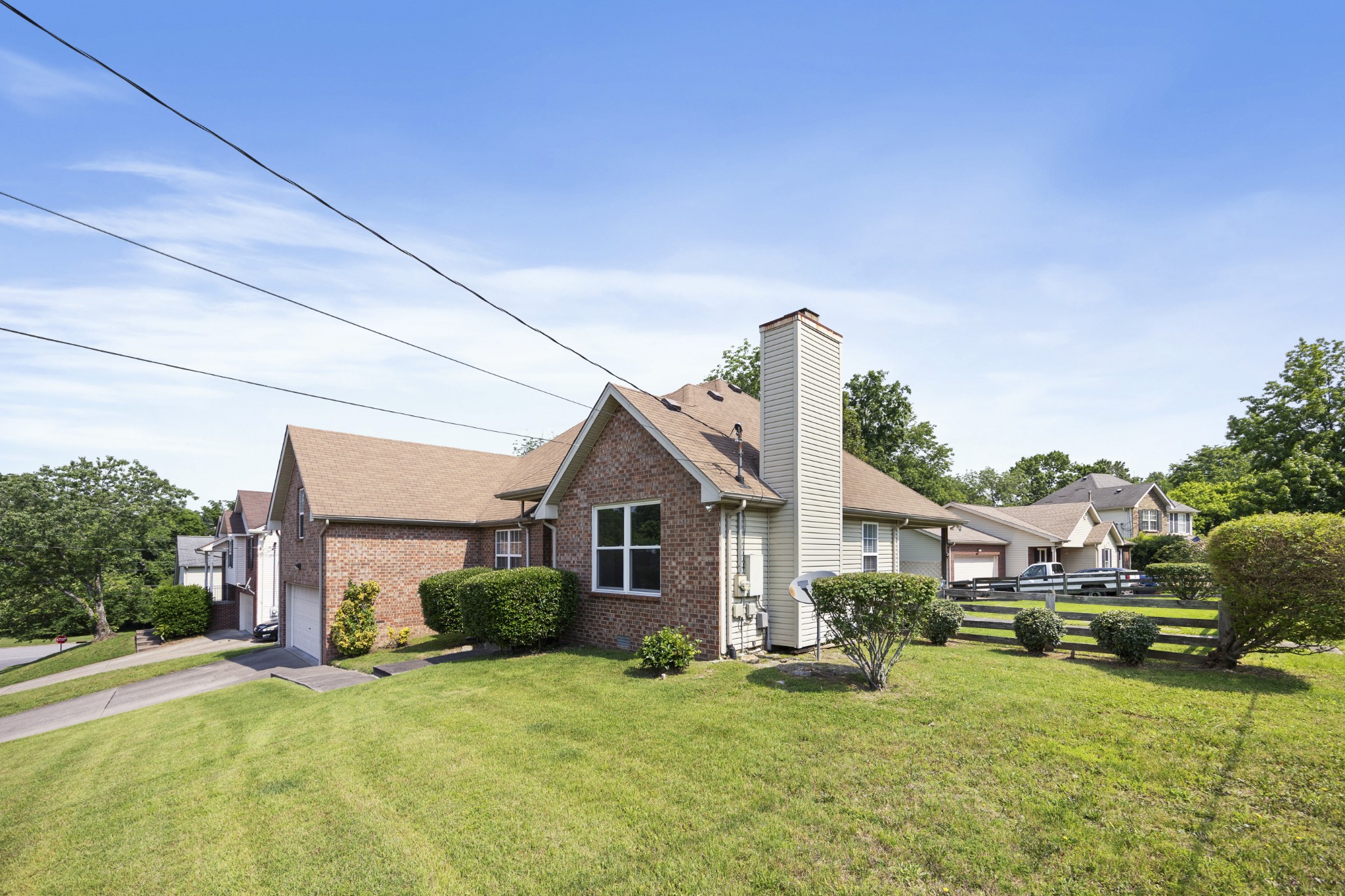 1905 Dunedin Dr