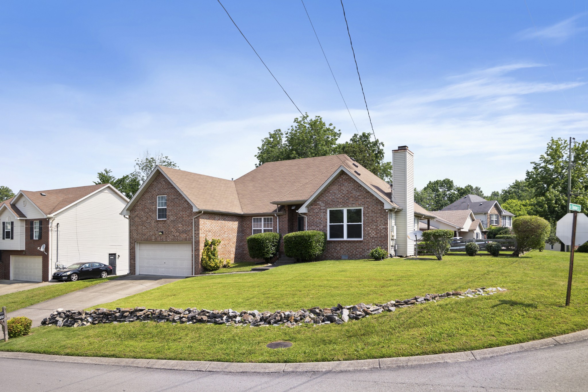 1905 Dunedin Dr