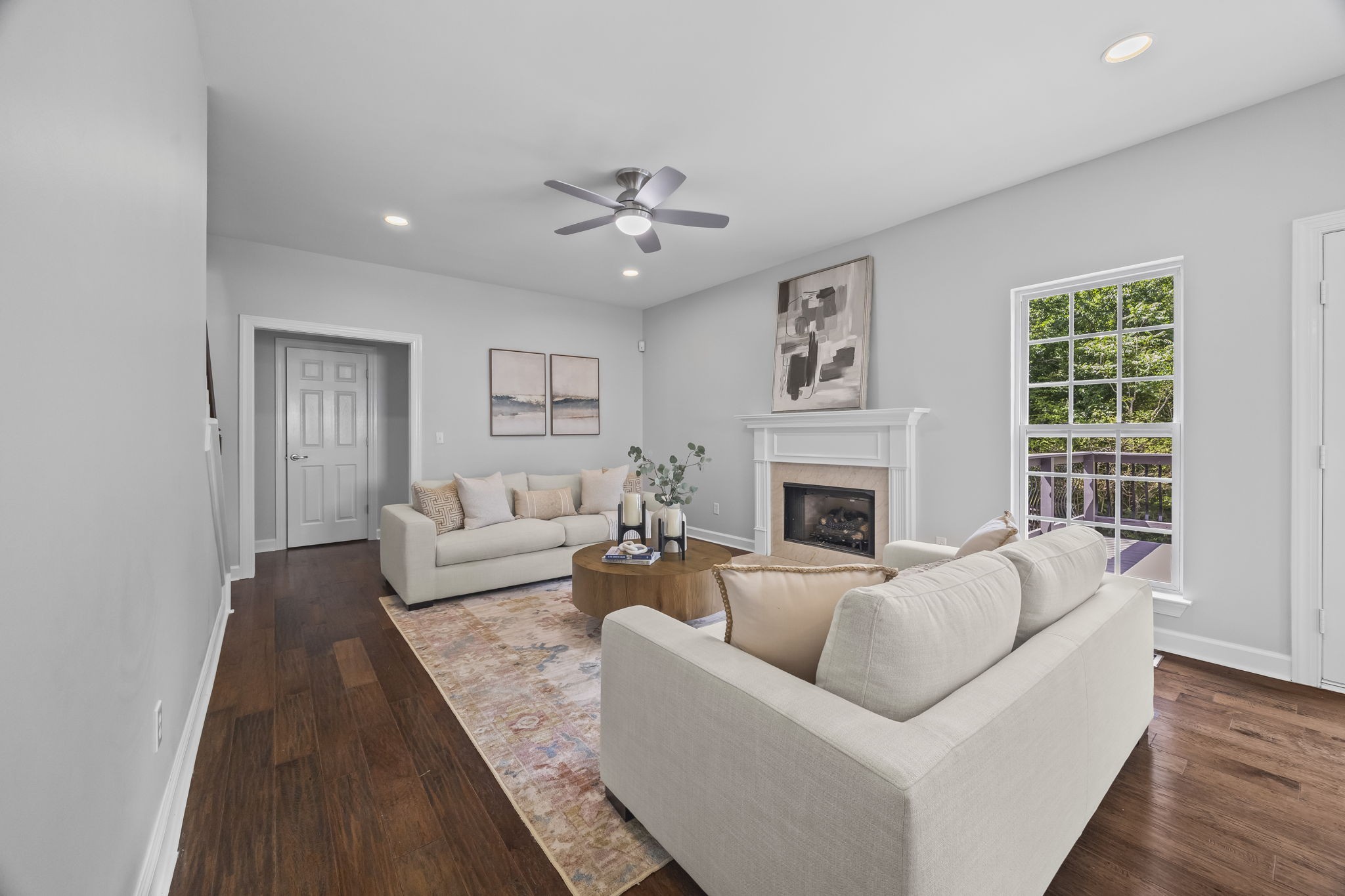 2276 Rolling Hills Dr