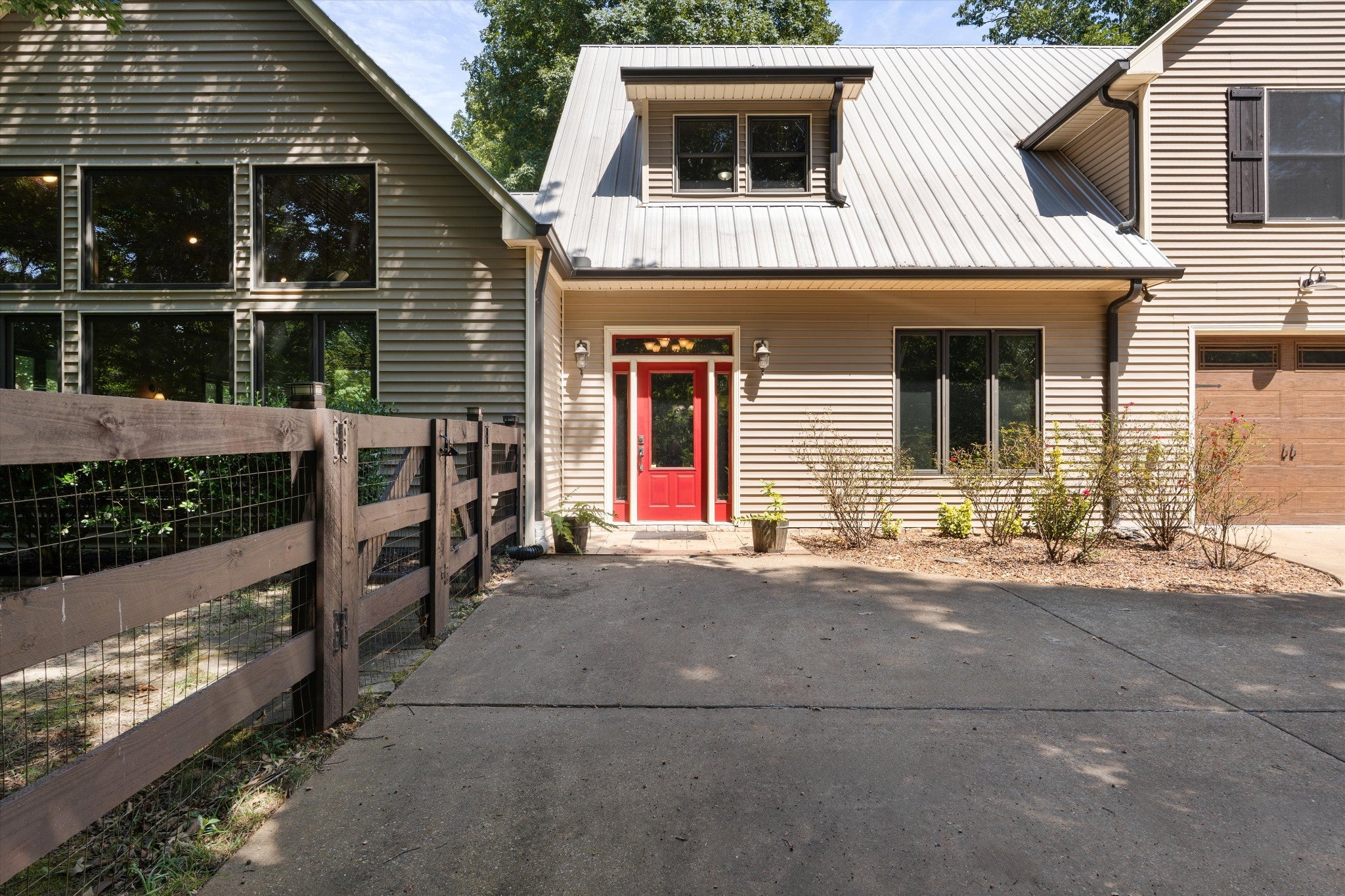 480 Defeated Creek Rd