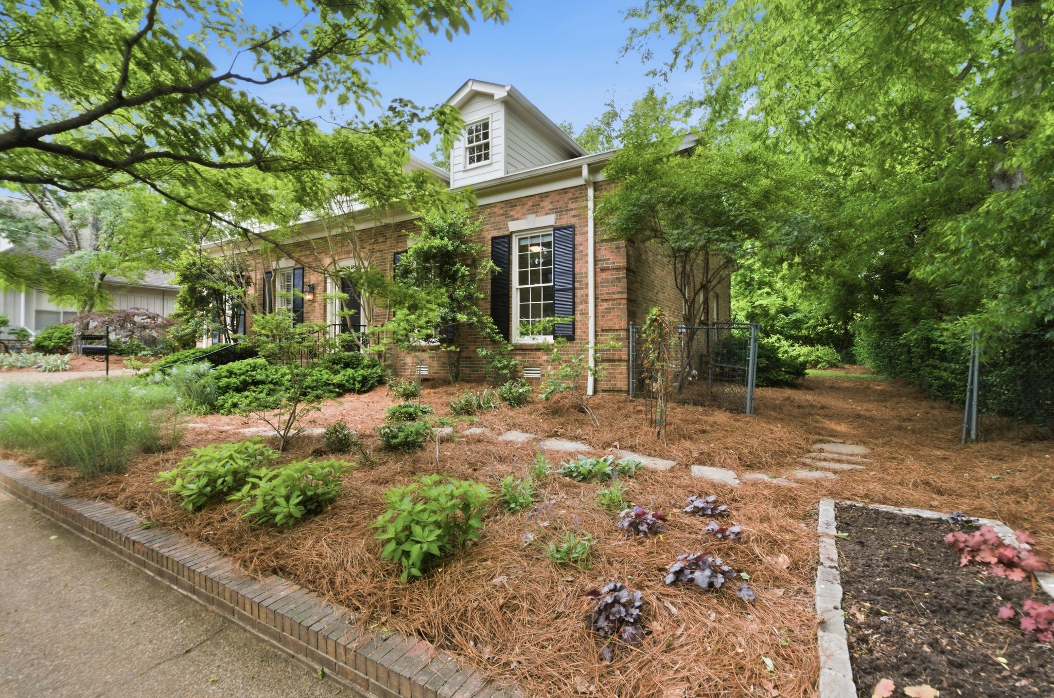 4106 Estes Rd