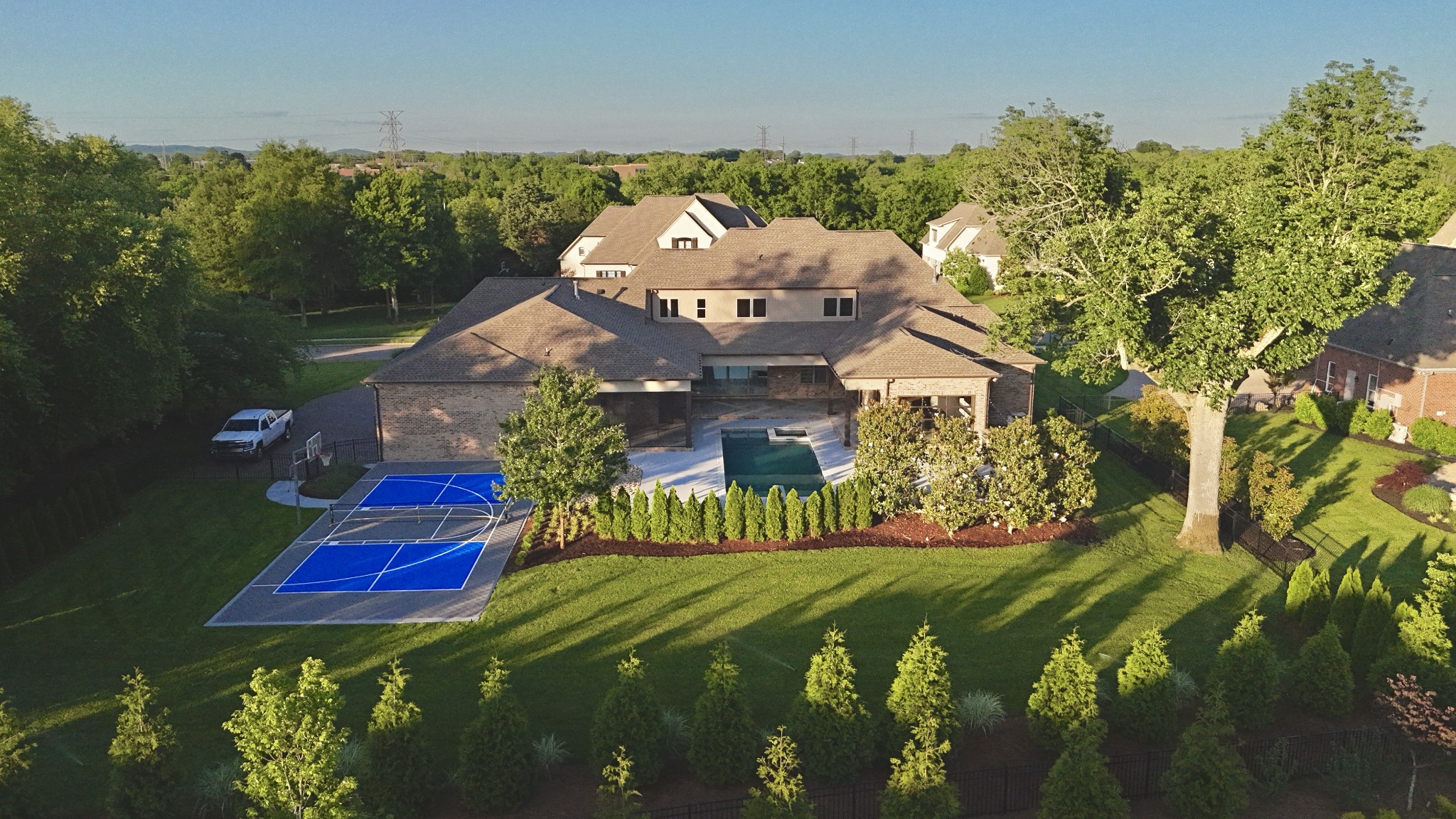 1266 Potter Ln
