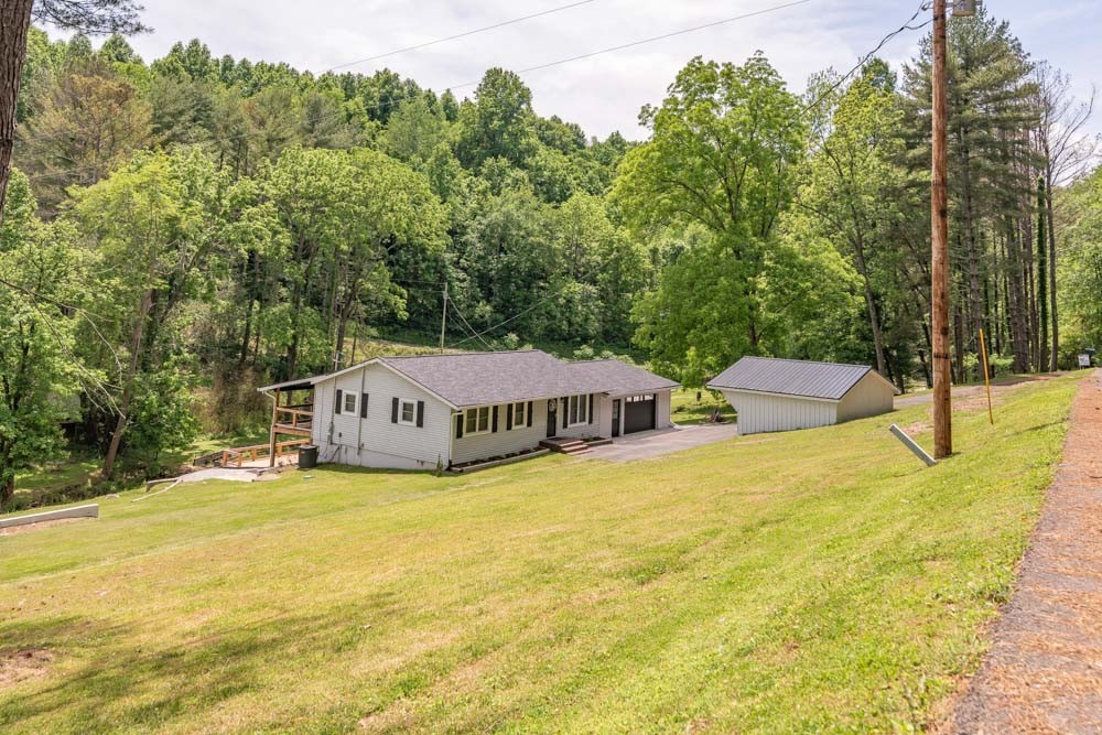 756 Shasteen Hollow Rd