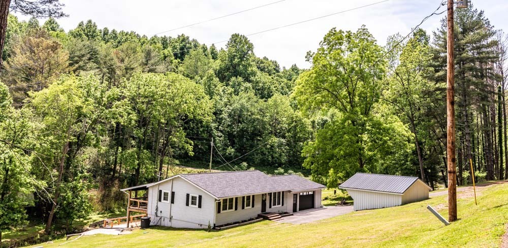 756 Shasteen Hollow Rd