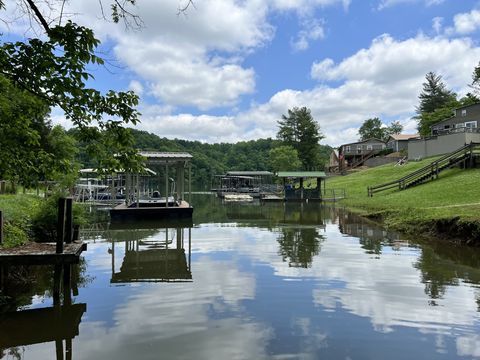 756 Shasteen Hollow Rd Lynchburg TN 37352