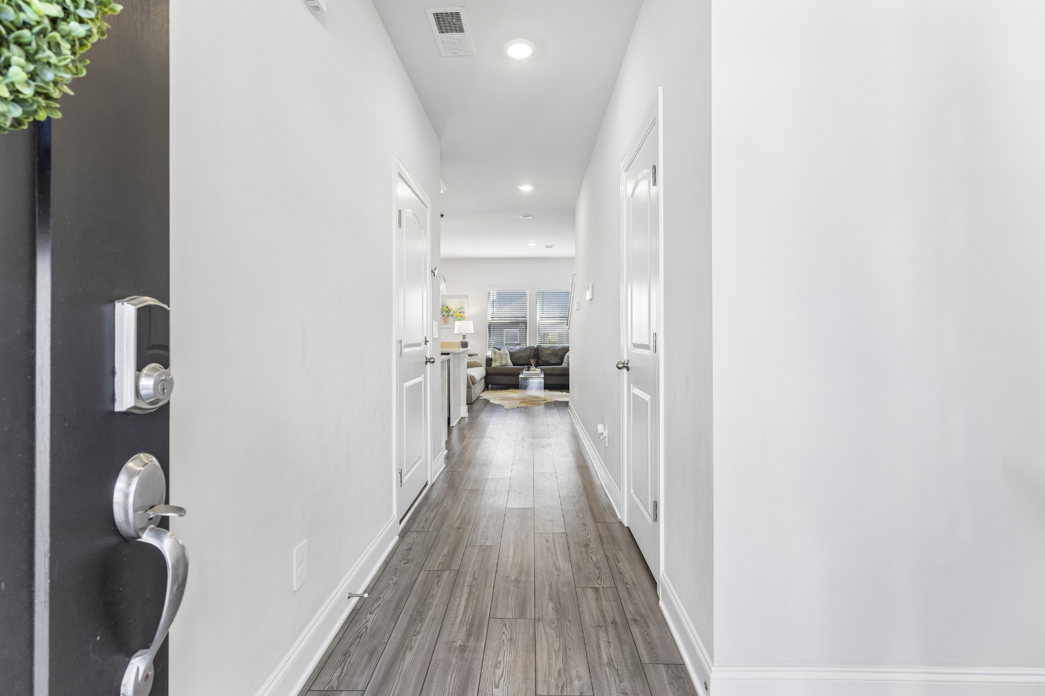 4538 Skywood Ln