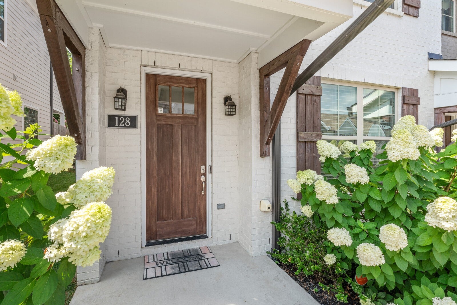 2-bed condo for sale in Nashville, TN 37209, 730 Old Hickory Blvd 128 730 Old Hickory Blvd 128, Nashville TN 37209 2-bed condo, photo 2 of 36