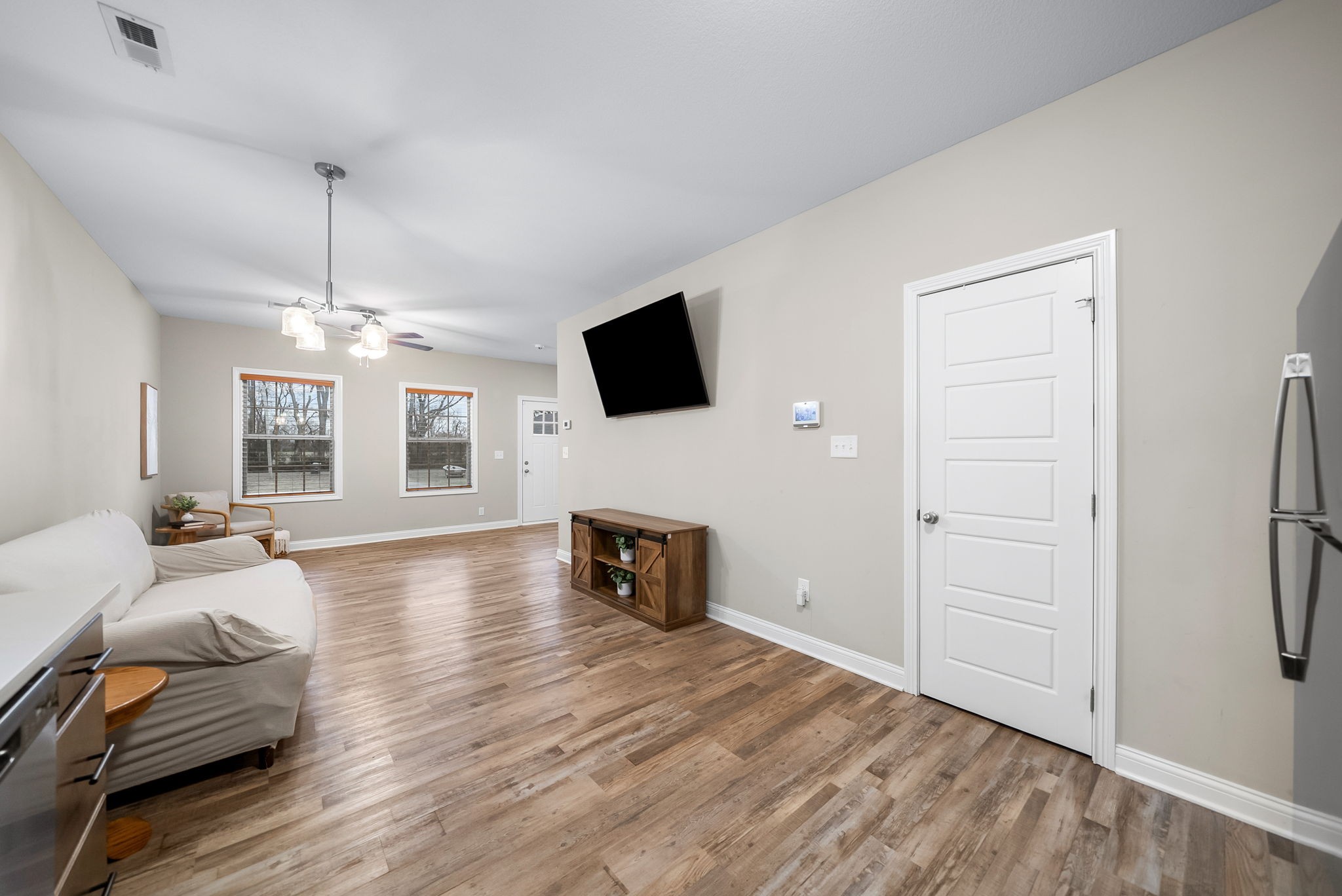 Oak Grove, Kentucky 42262, United States, 2 Bedrooms Bedrooms, ,2 BathroomsBathrooms,Residential,Active,257353