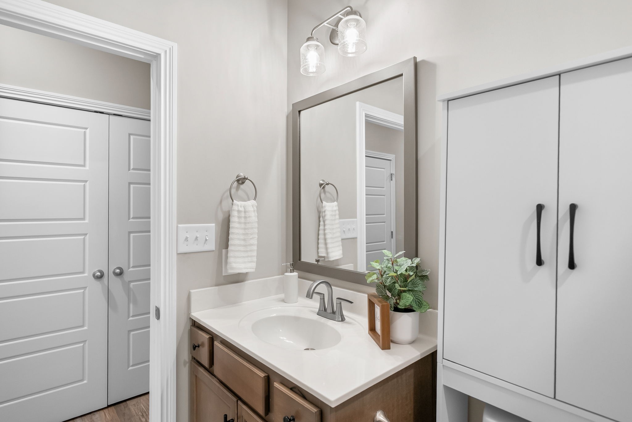 Oak Grove, Kentucky 42262, United States, 2 Bedrooms Bedrooms, ,2 BathroomsBathrooms,Residential,Active,257353