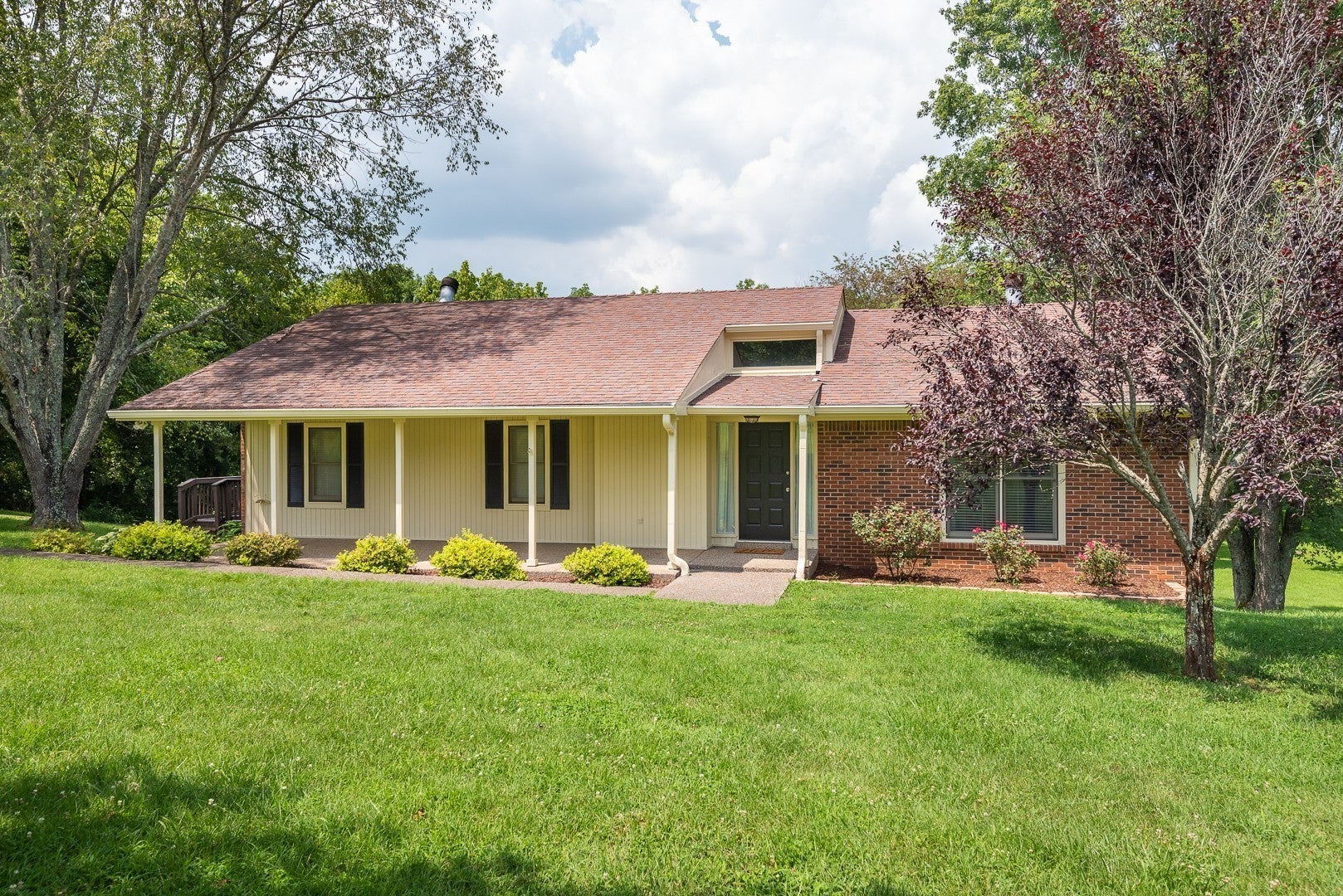 2798 Critz Ln