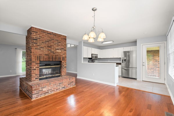 2798 CRITZ LN, THOMPSONS STATION, TN 37179 - Image 4ec33d0c35bf9f85b320ebe9cfc42977/339252575