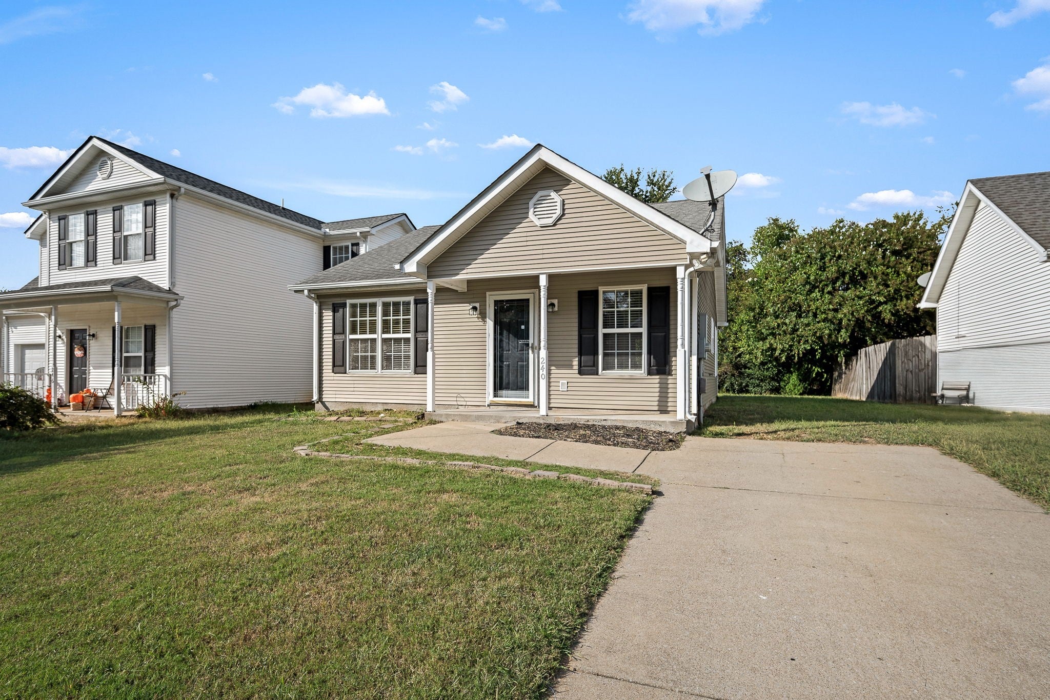 240 Meigs Dr