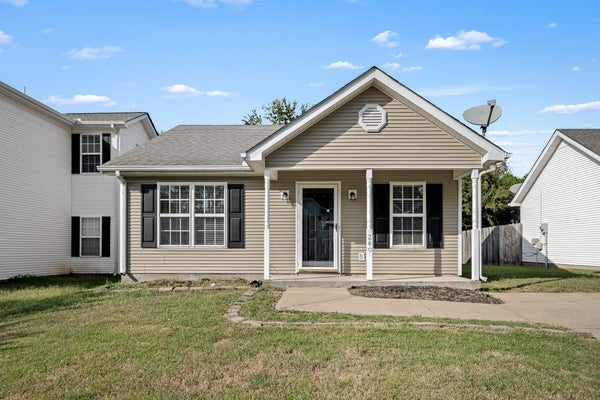 240 MEIGS DR, MURFREESBORO, TN 37128 - Image 4eddb31e07072c11afba332d2d64752b/3296460705