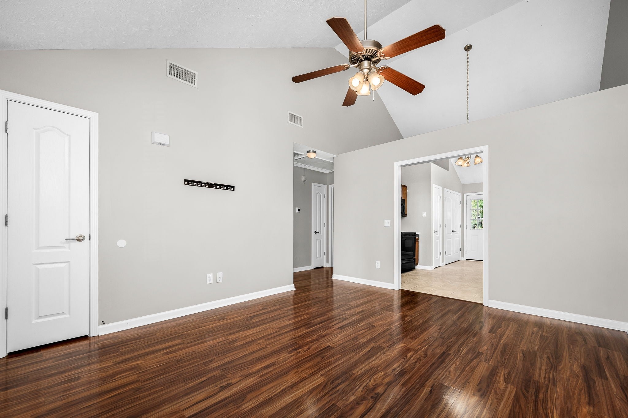 240 Meigs Dr