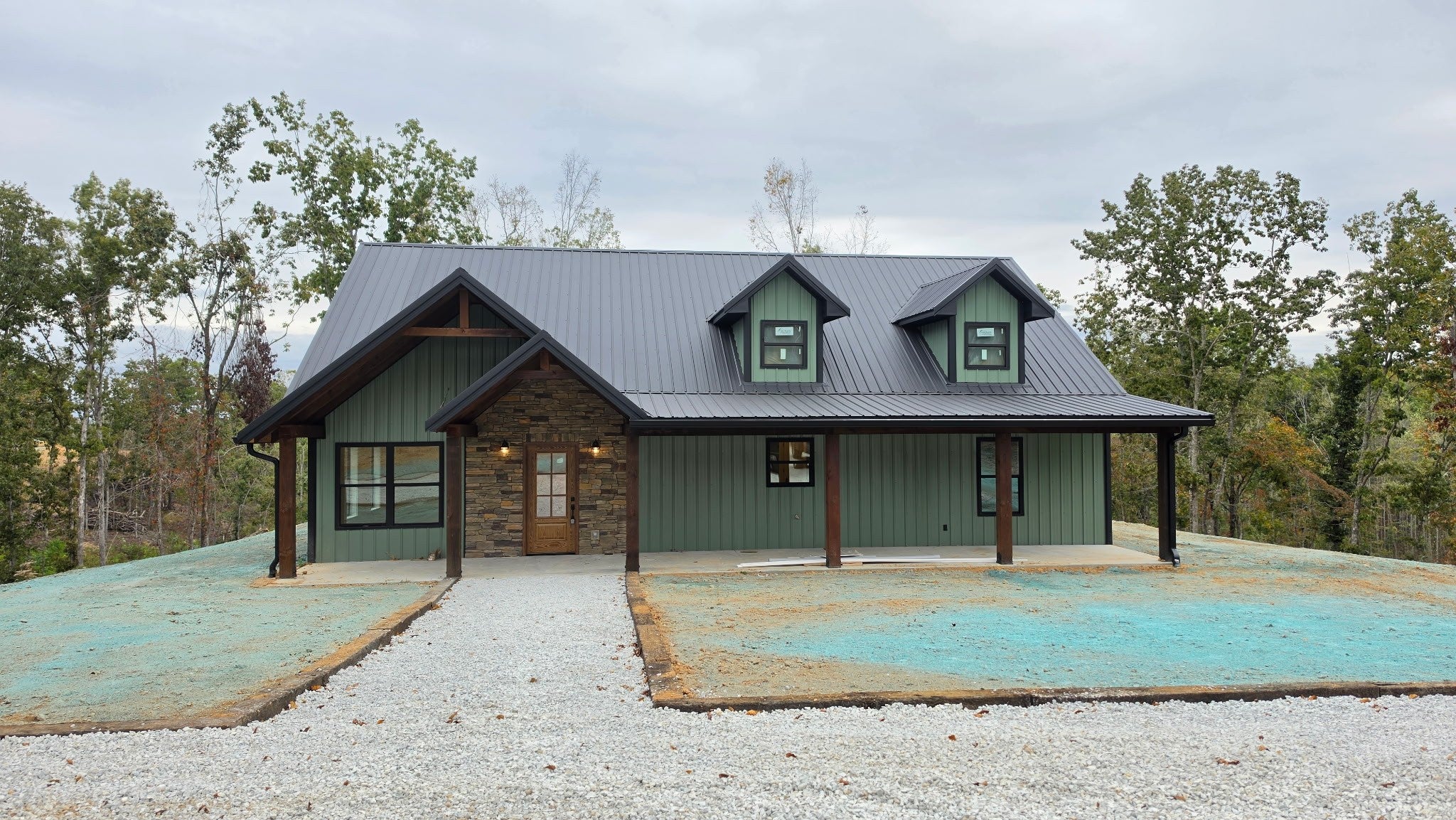 2471 Hwy 438