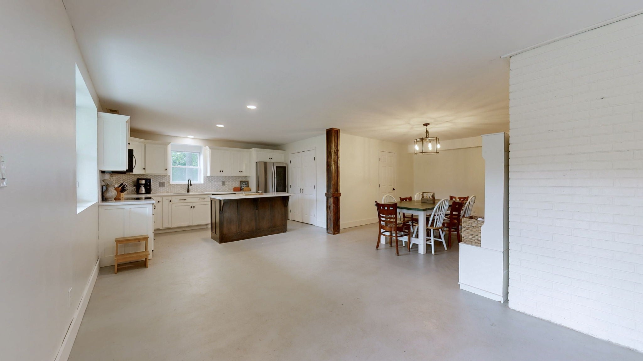 401 South Rd