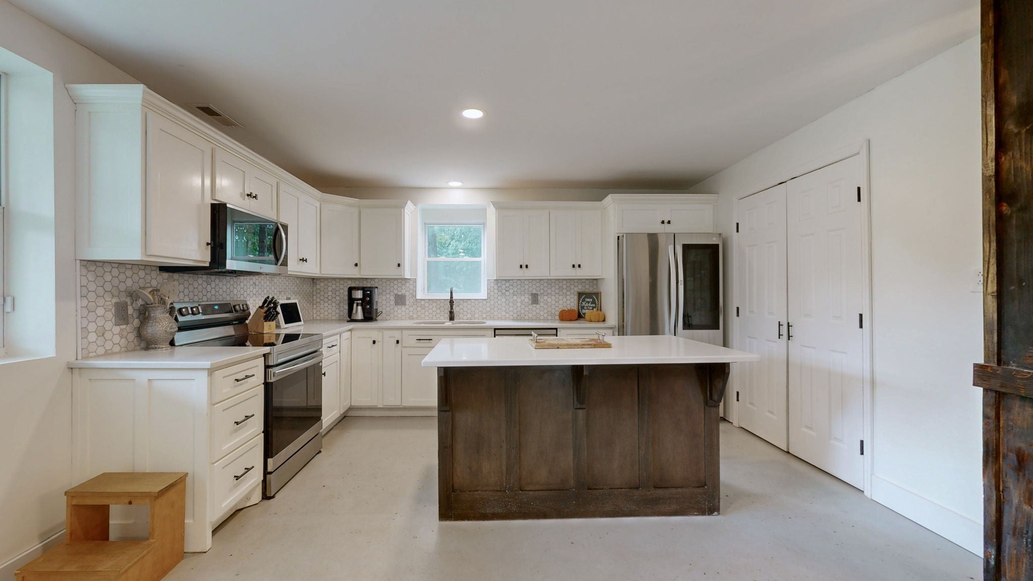 401 South Rd