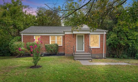 Photo of 2822 Saint Edwards Dr, Nashville, TN 37211 (MLS # 3144995)