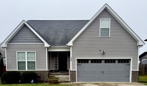 1208 Ewing Way Clarksville TN 37043