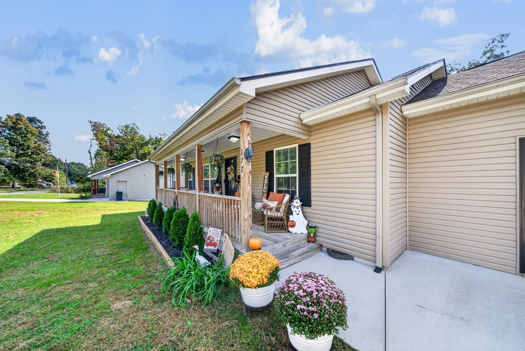 177 Orange Cir