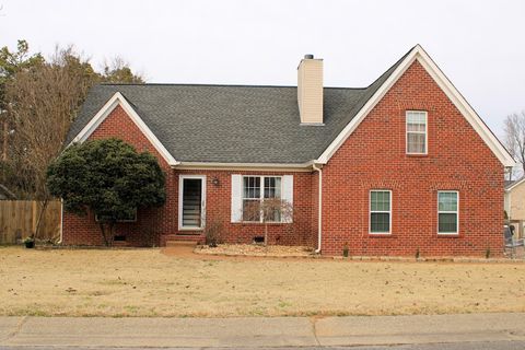 21 Anton Ct Nashville TN 37211