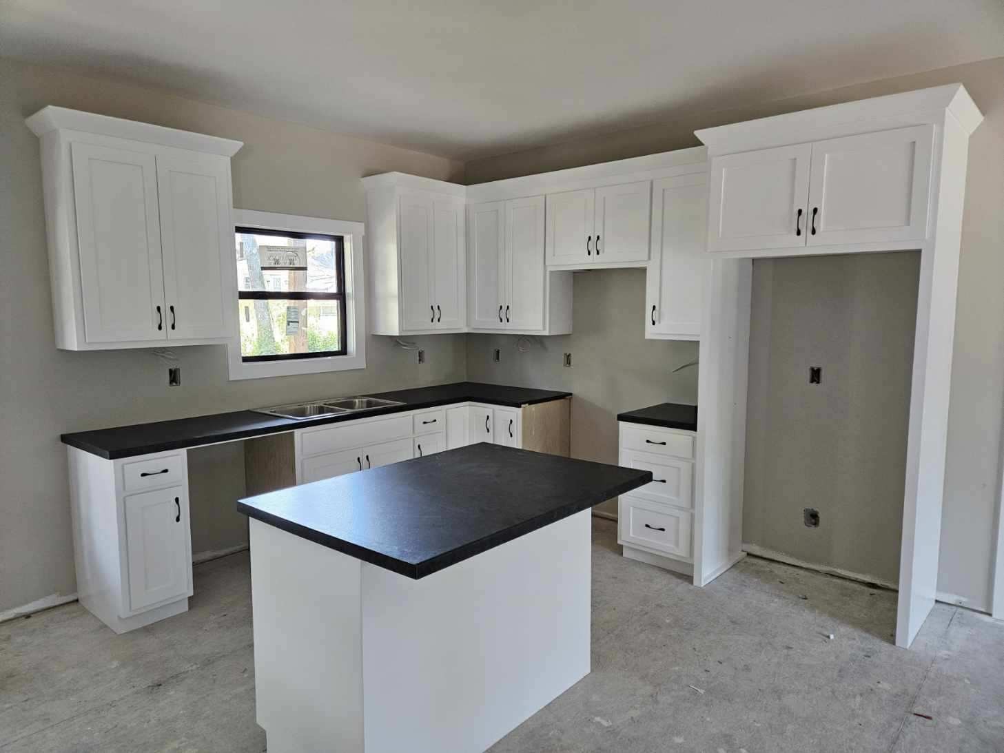 369 Old Eastbrook Rd
