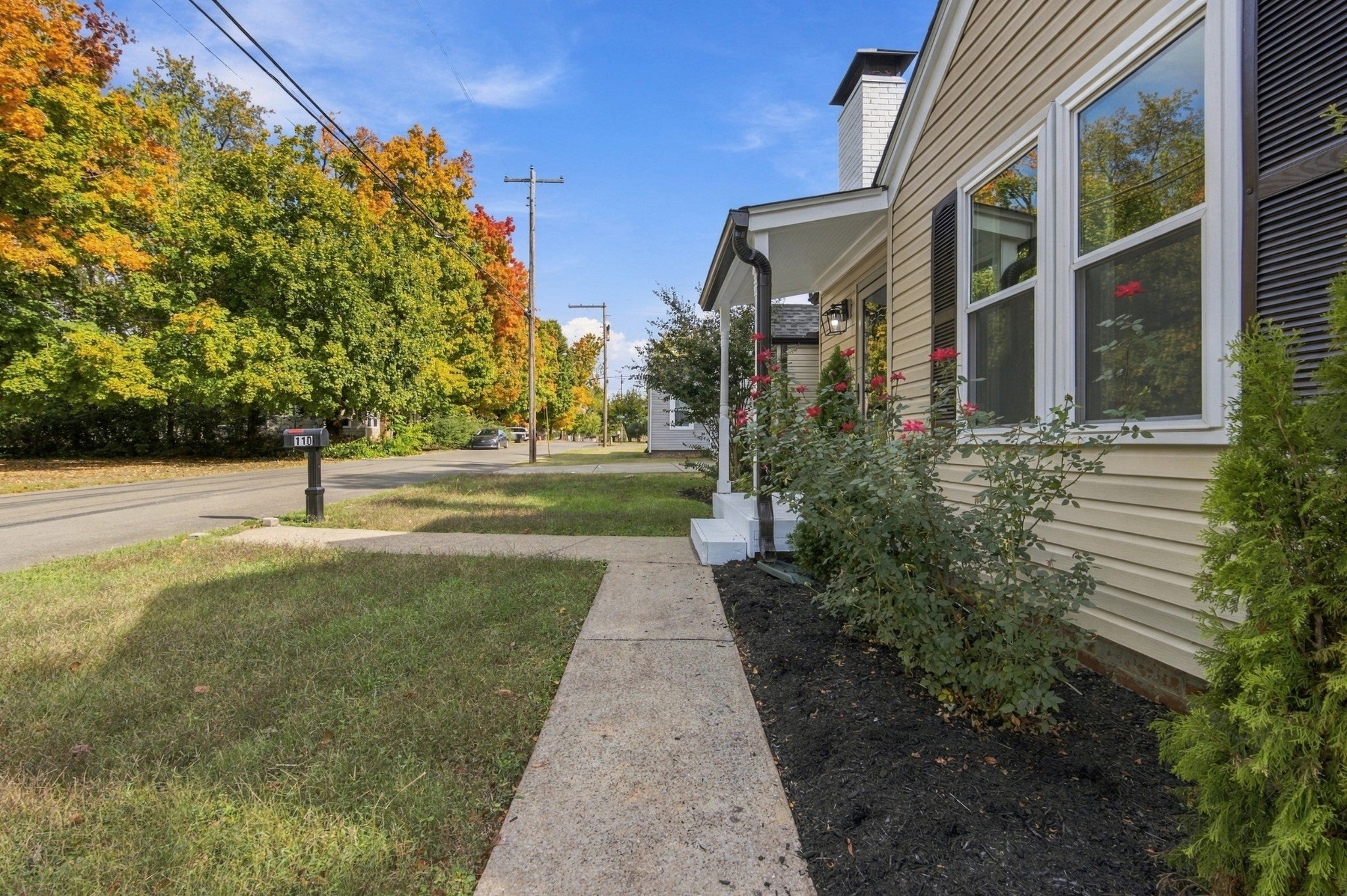 110 E McKnight Dr