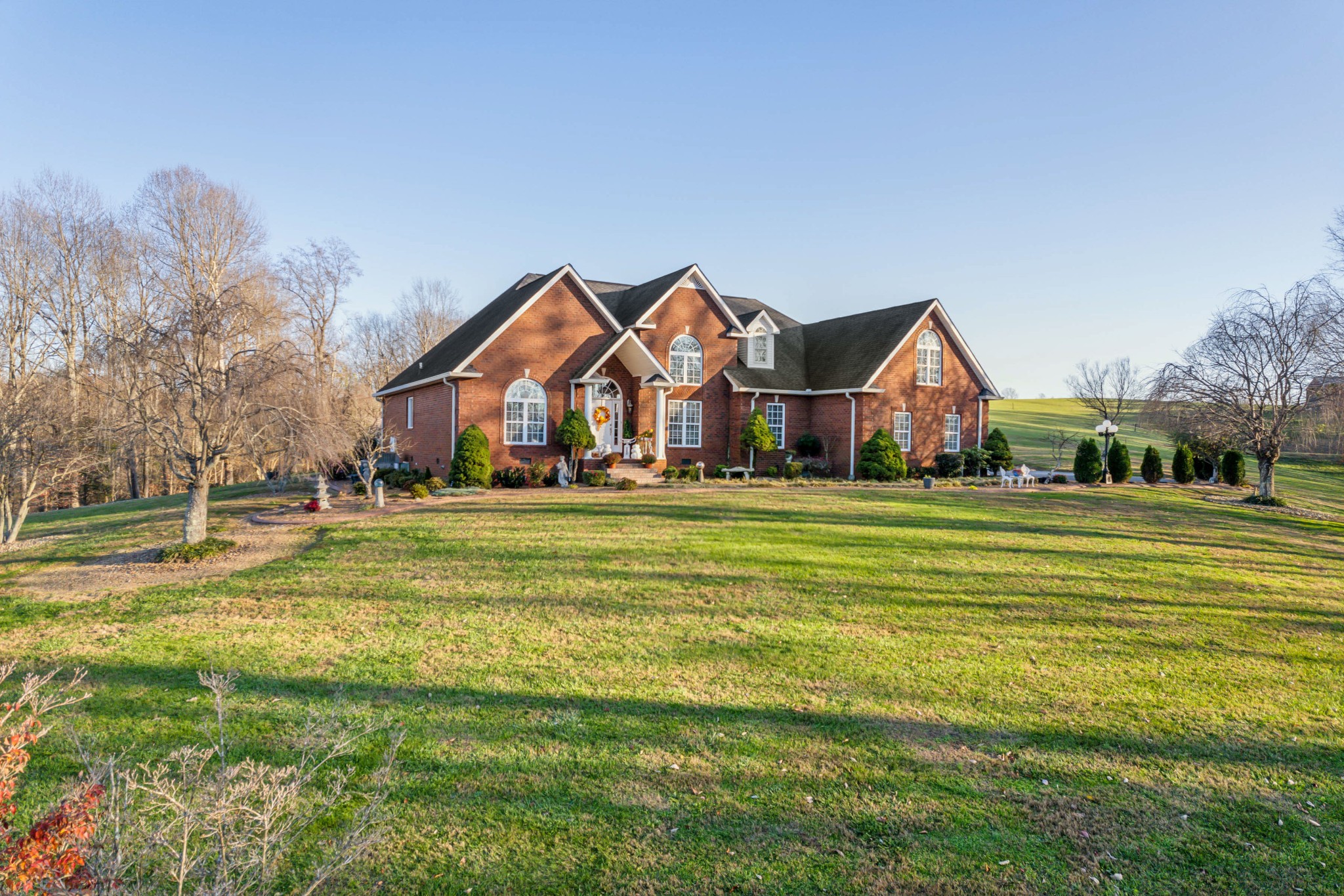 5728 Highway 52 E