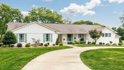 122 Fairways Dr Hendersonville TN 37075