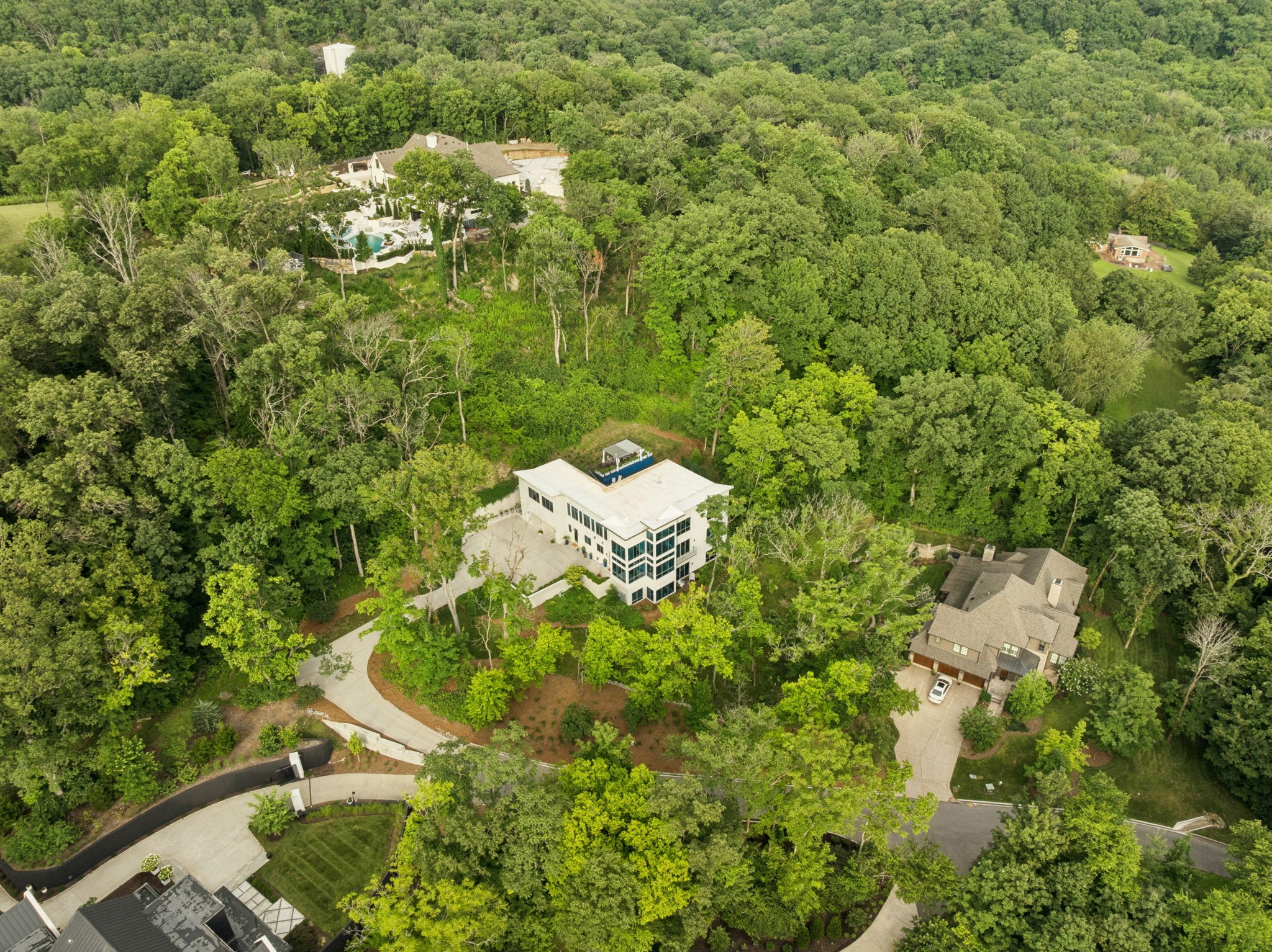 1701 Woodsong Dr