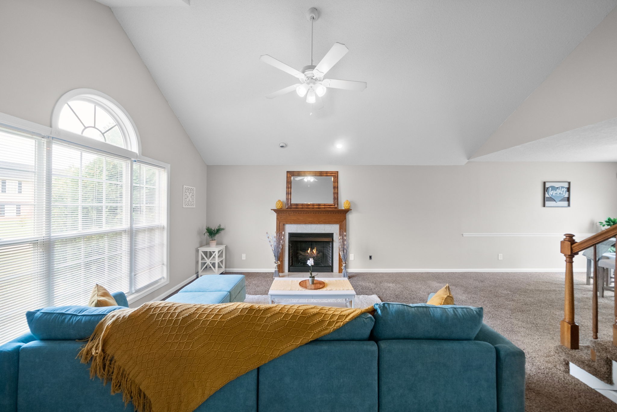 Clarksville, Tennessee 37042, United States, 3 Bedrooms Bedrooms, ,3 BathroomsBathrooms,Residential,Pending,183064