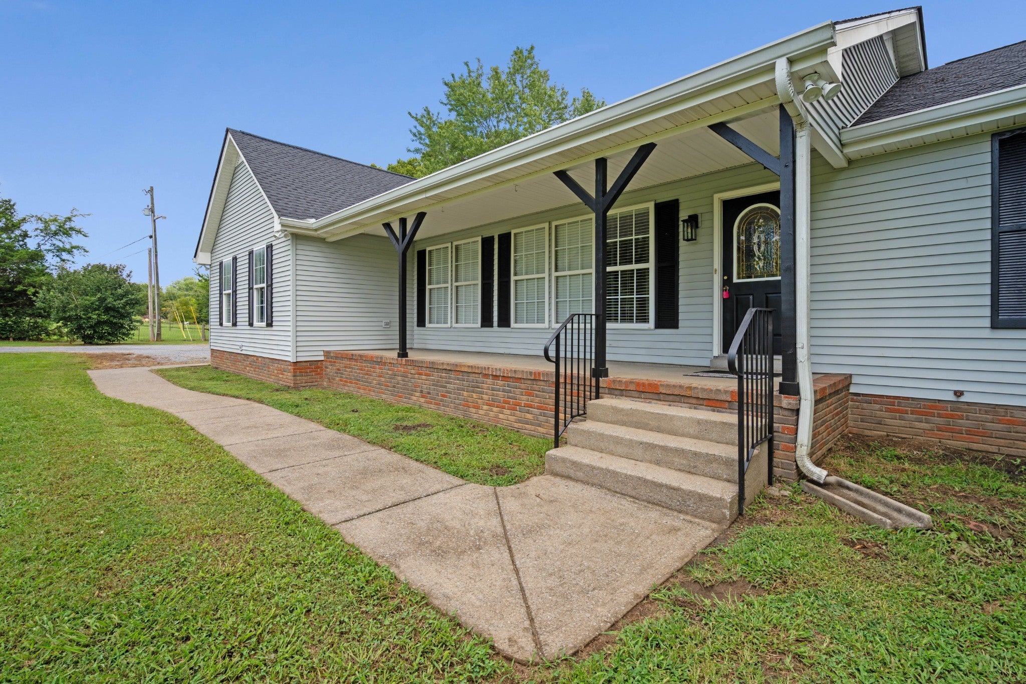 741 Trousdale Ferry Pike