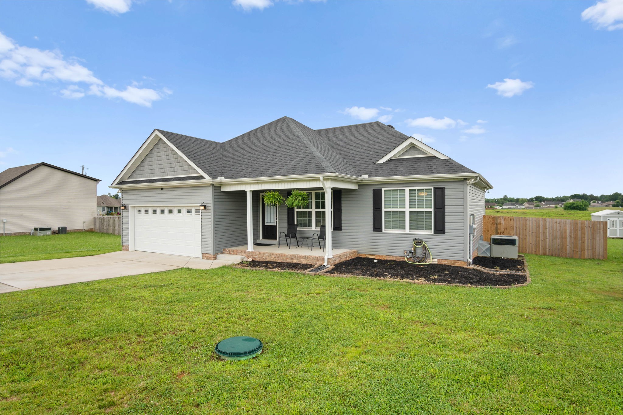 409 Heatherwood Dr