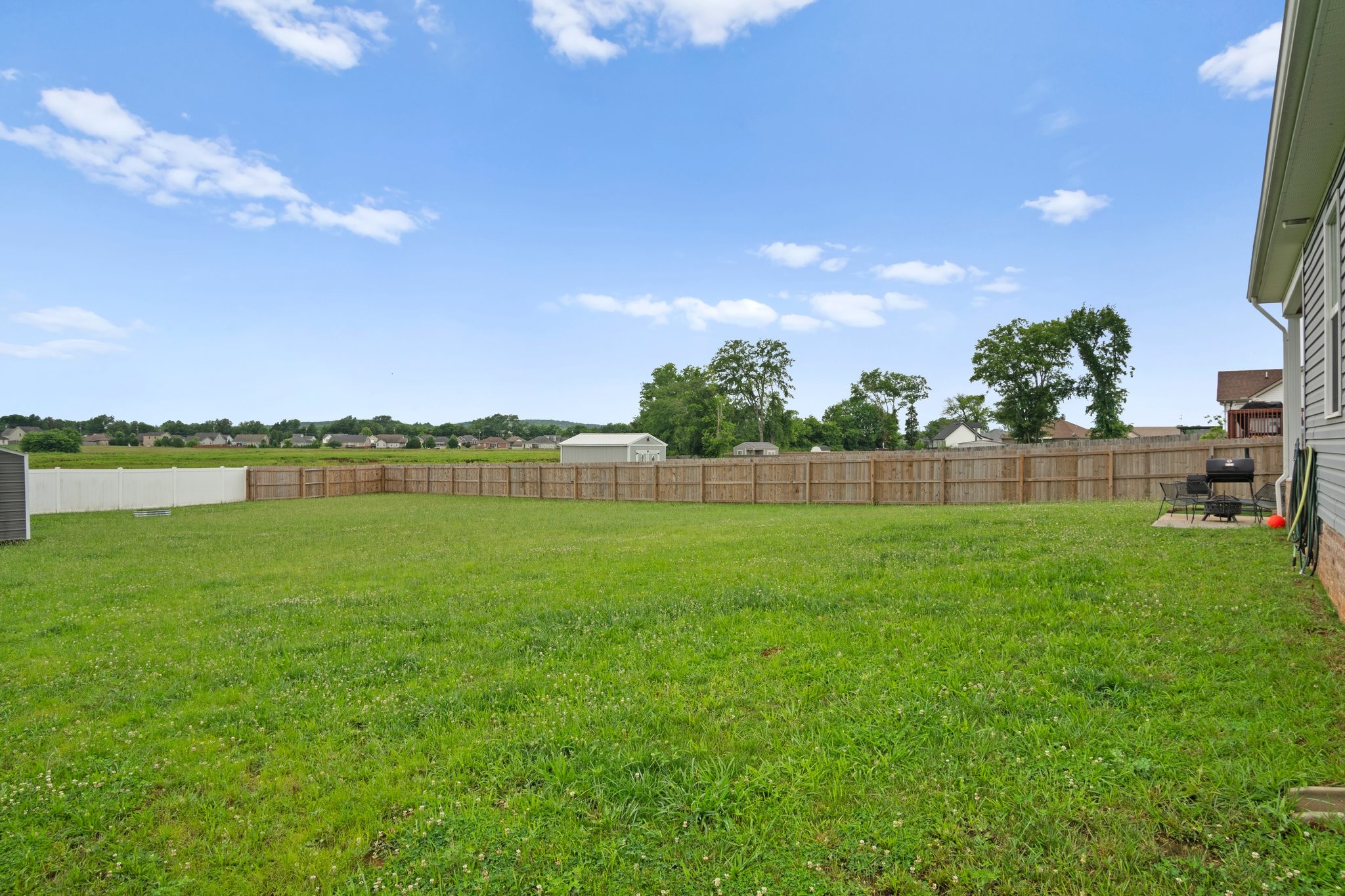 409 Heatherwood Dr