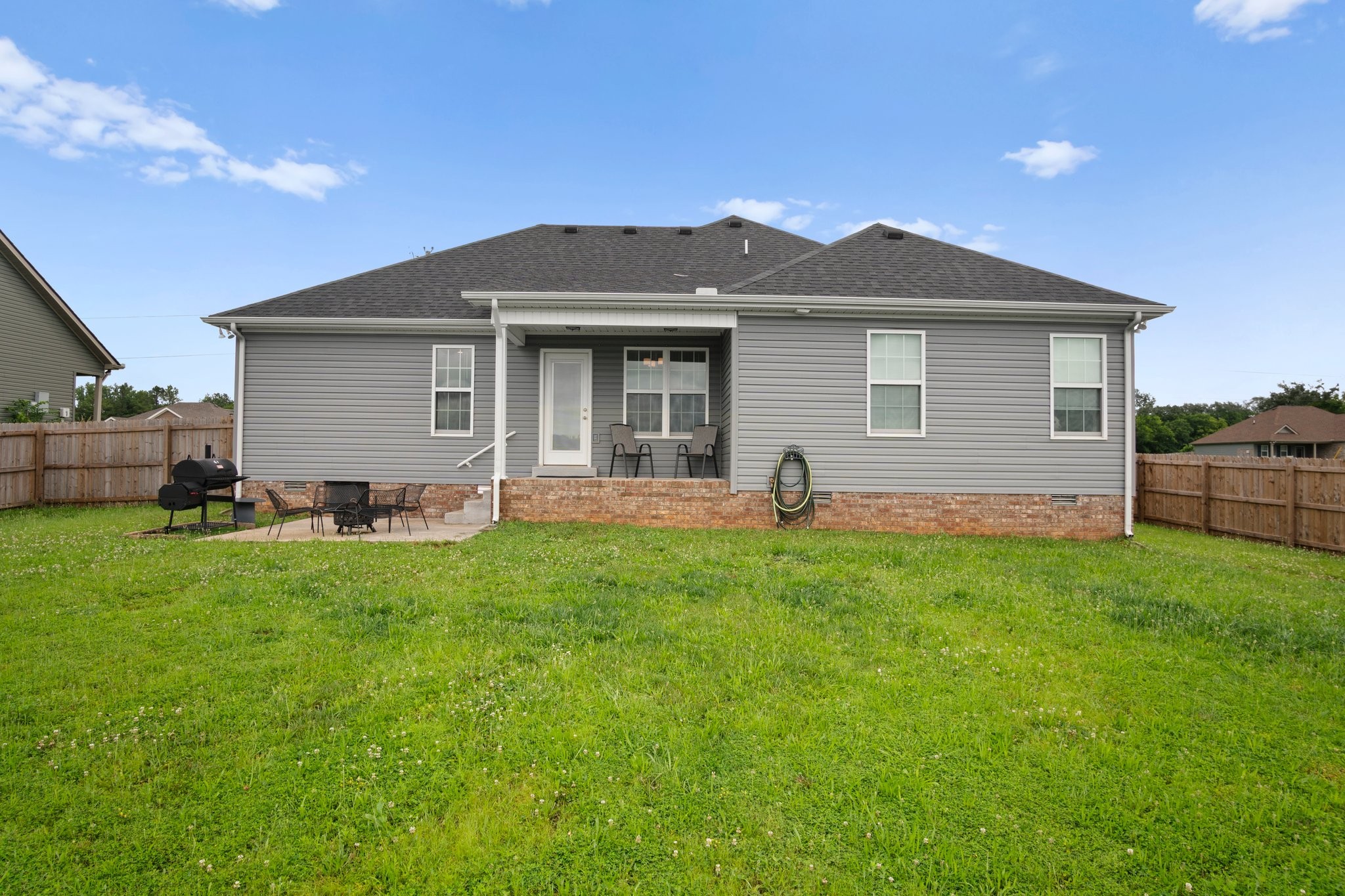 409 Heatherwood Dr