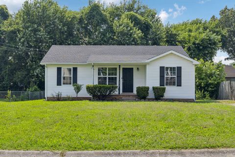 250 Cranklen Cir Clarksville TN 37042