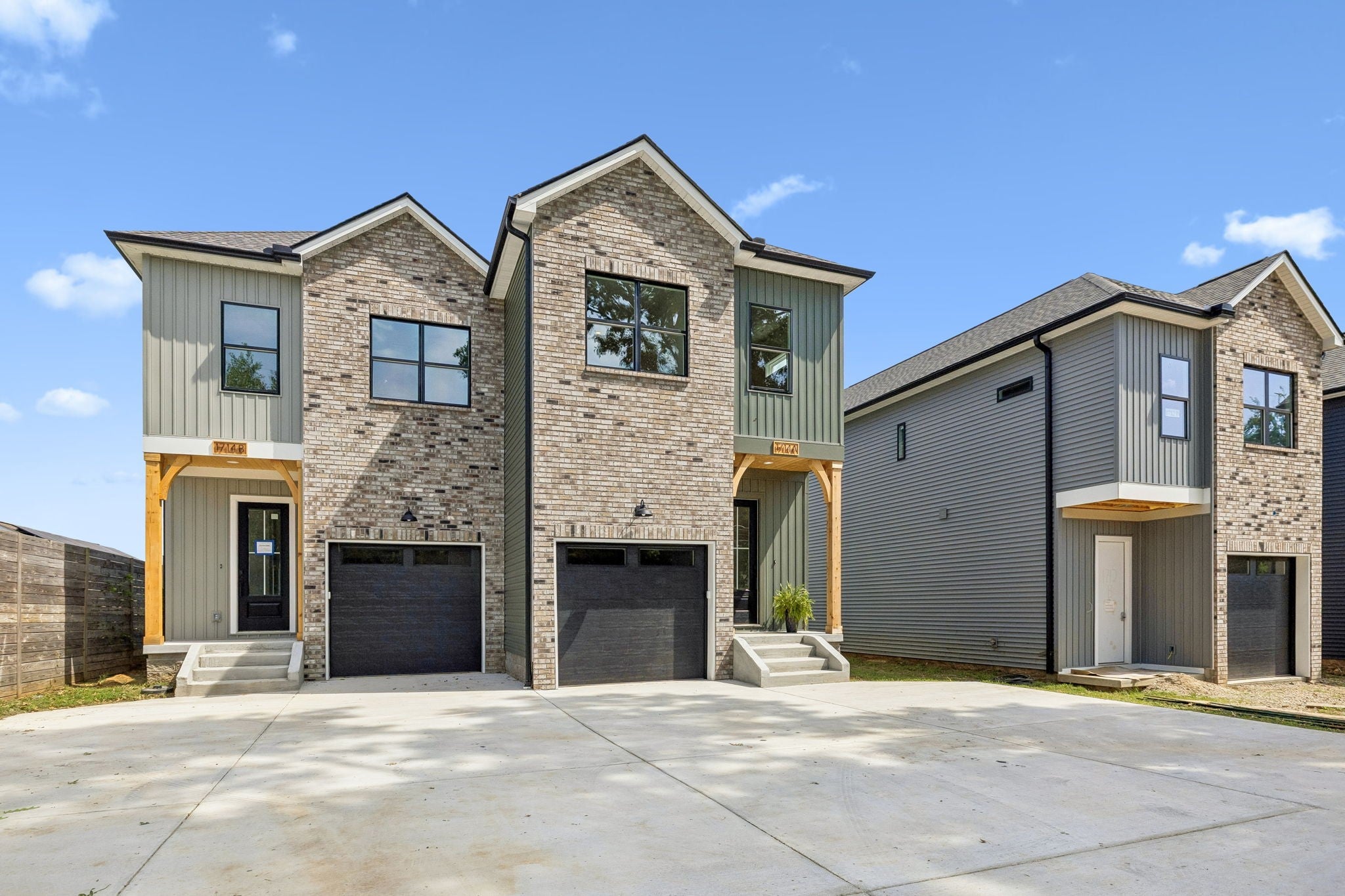 1714A River Dr