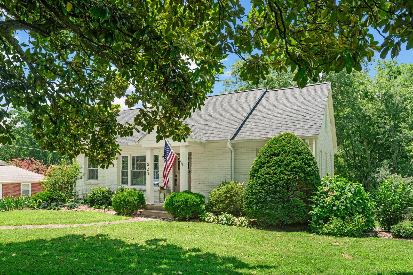 523 Crieve Rd