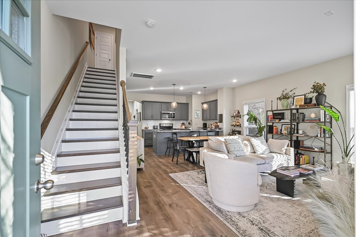 342 Lakeside Park Dr A