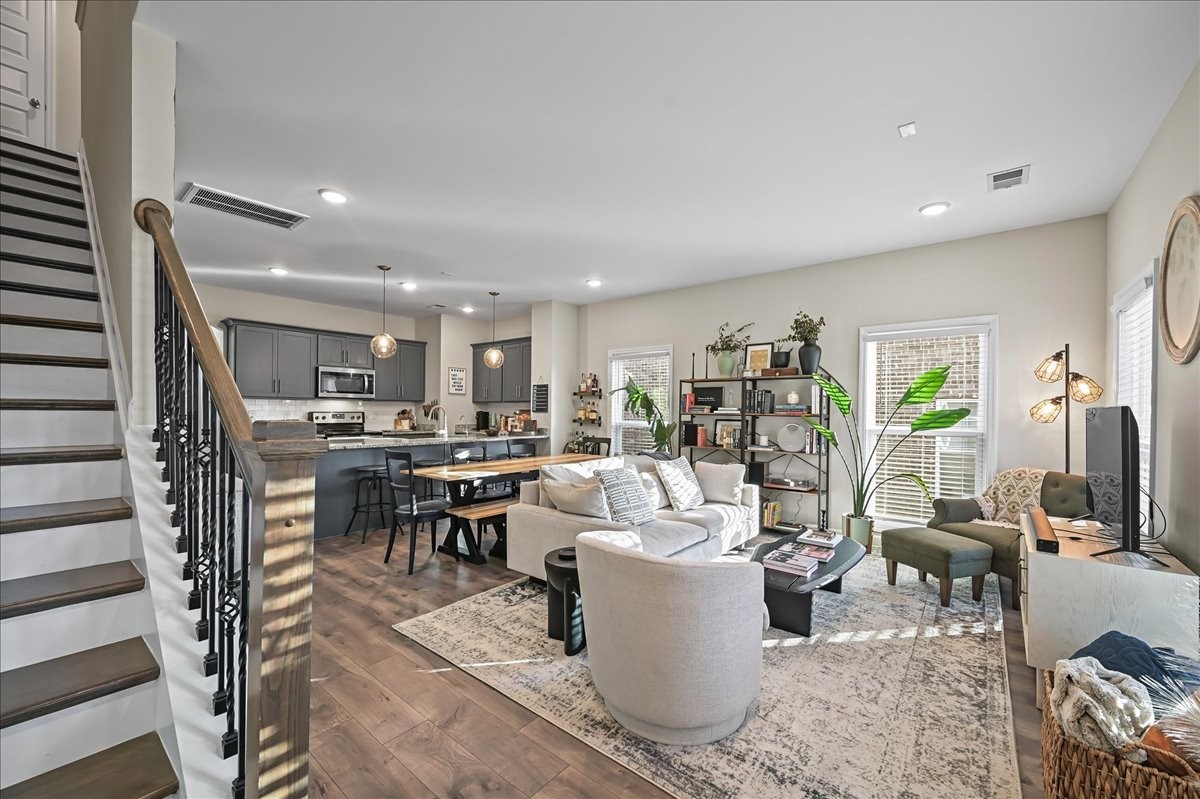 342 Lakeside Park Dr A